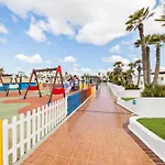 Home2book Bright & Pool, Daire *