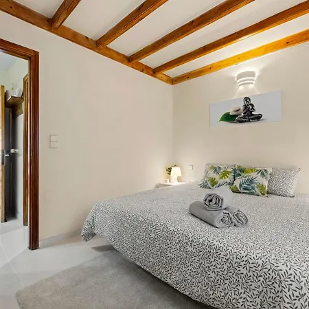 Apartment Home2book Bright & Pool, Costa Teguise