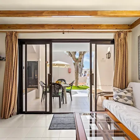 Home2book Bright & Pool, Apartment Costa Teguise
